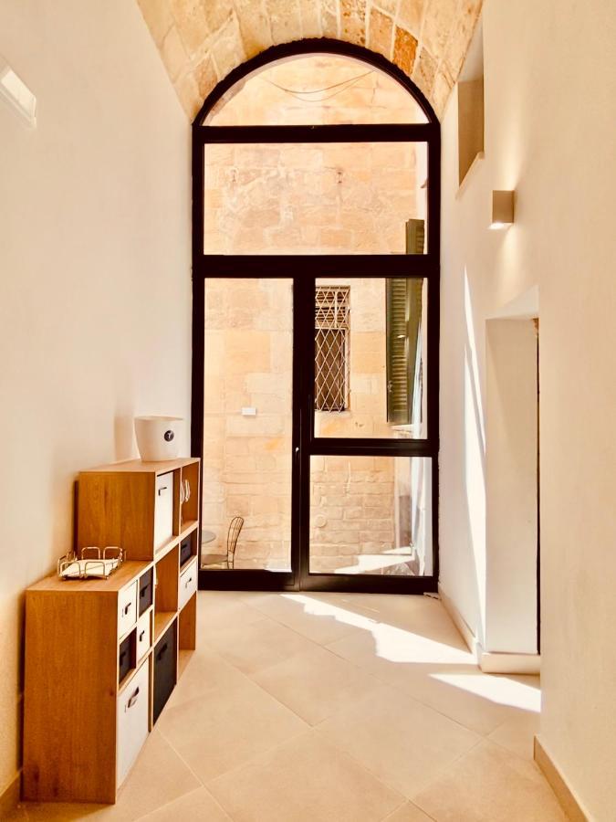 Casa Nathalie - Au Coeur Du Baroque Daire Lecce Dış mekan fotoğraf